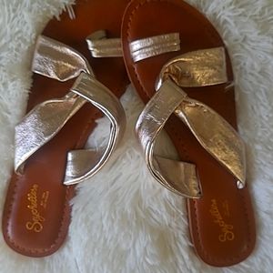 Seychelles Great Unkown toe loop Sandal gold